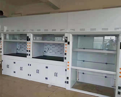 實(shí)驗(yàn)室通風(fēng)柜使用效果的好壞,與合理地使用和保養(yǎng)有很大的關(guān)系