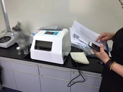 進行程控定量封口機保養(yǎng)要注意的細節(jié)問題