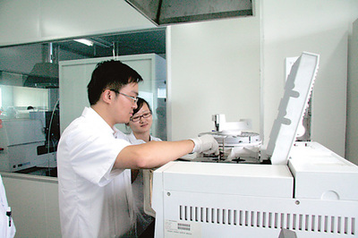 奉化實驗室儀器設備接受“保養”