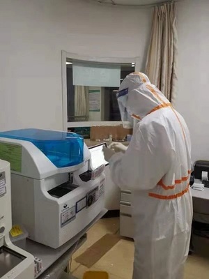 省醫故事｜劉玲玲的東院發熱門診戰“疫”日記 勇于擔當，不辱使命